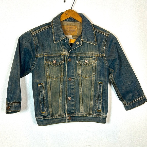 Old Navy Kids XS Jean Jacket Denim Outdoors Farm Fall Camping Size 5-6 Girls Boy - Picture 1 of 7